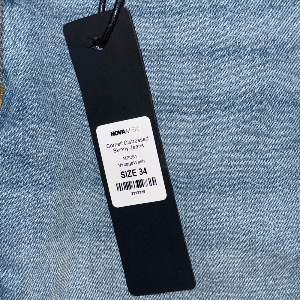 Fashion Nova Blue Skinny Jeans with Distressed Detailing - Picture 5 of 6